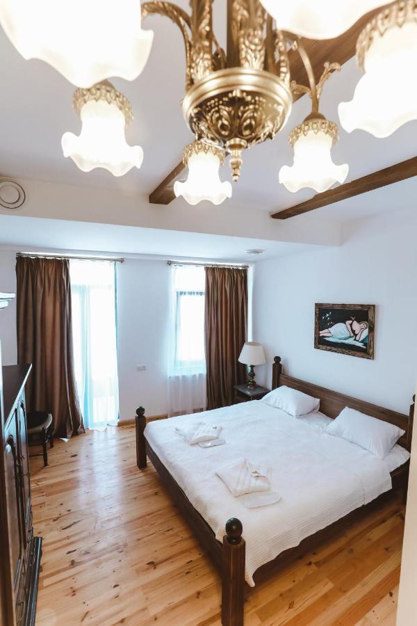 Hotel Verdzi Kutaisi Eksteriør billede